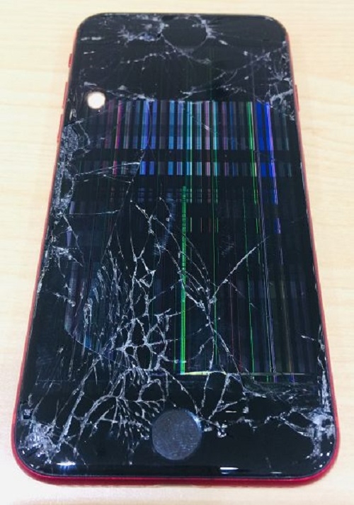 iPhone8液晶故障　画面割れ